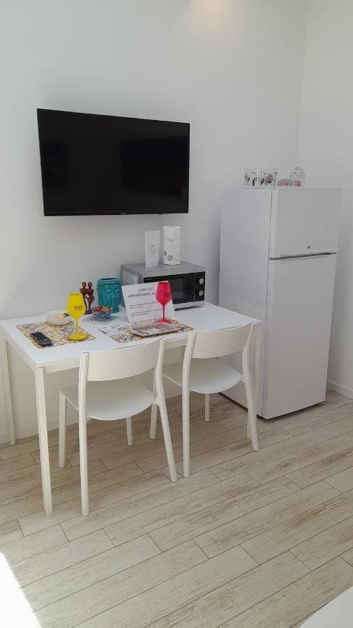 Barbara Classy Apartment 101 Syracuse Bagian luar foto