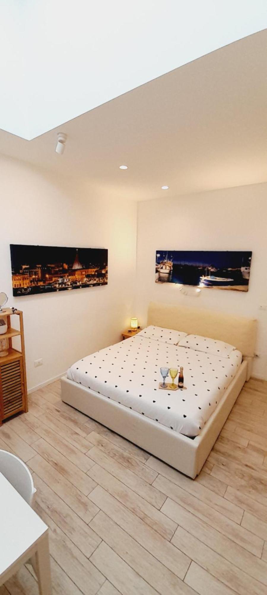 Barbara Classy Apartment 101 Syracuse Bagian luar foto