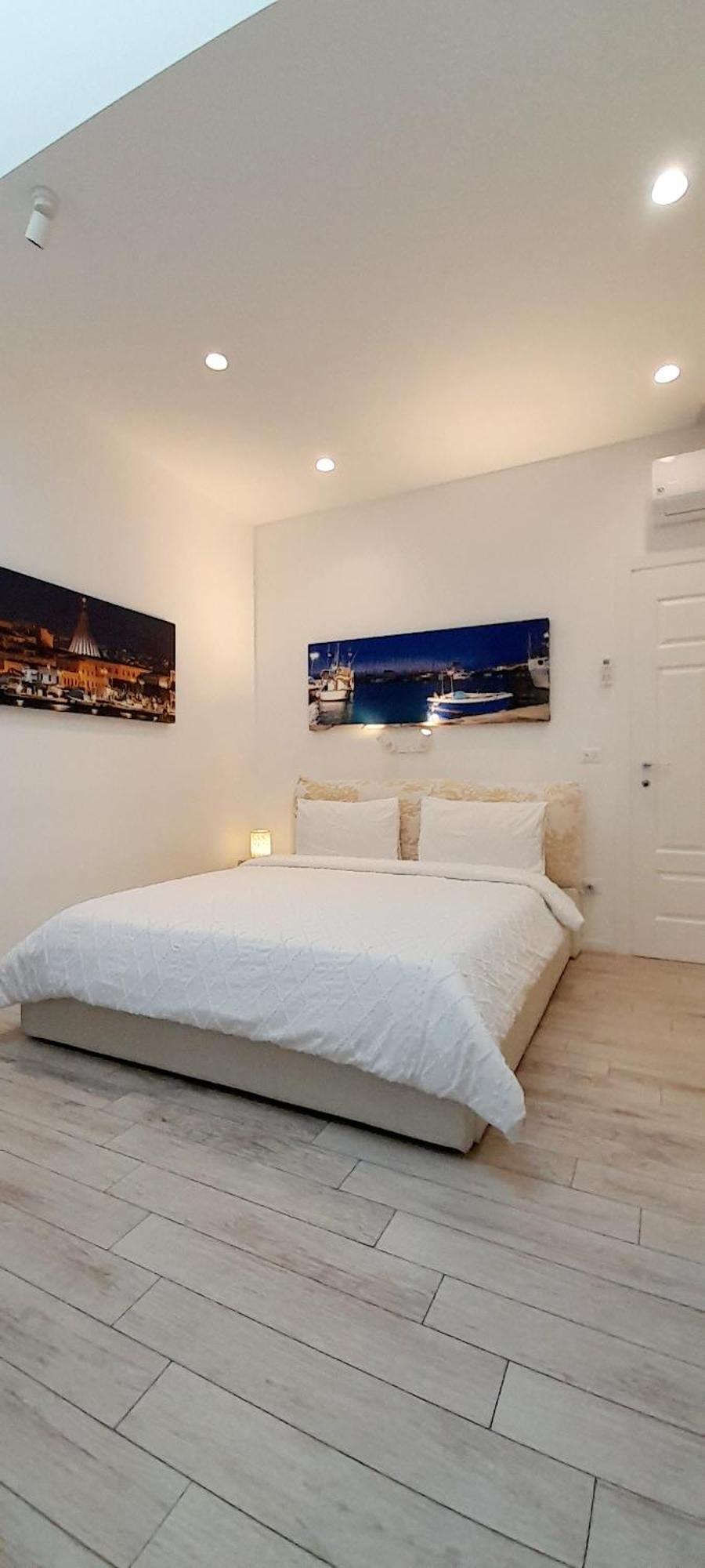 Barbara Classy Apartment 101 Syracuse Bagian luar foto